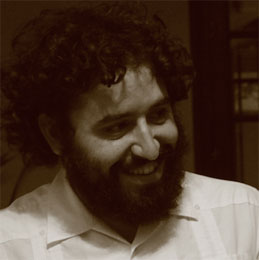Pablo Andrés López. Argentino. Miembro fundador de Cabuia Teatro y Compañia